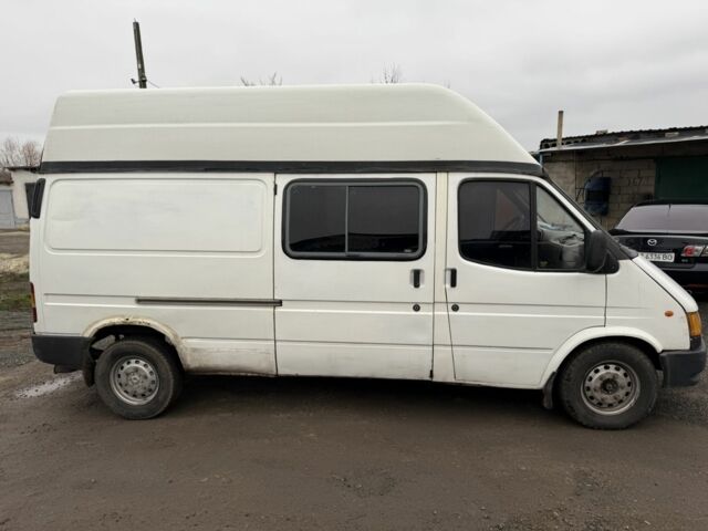 Білий Форд Транзит, об'ємом двигуна 2.5 л та пробігом 700 тис. км за 3500 $, фото 1 на Automoto.ua