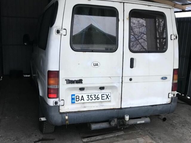 Білий Форд Транзит, об'ємом двигуна 0.25 л та пробігом 350 тис. км за 4000 $, фото 4 на Automoto.ua