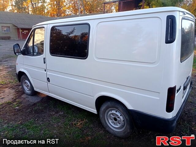 Белый Форд Транзит, объемом двигателя 2.5 л и пробегом 525 тыс. км за 3300 $, фото 4 на Automoto.ua