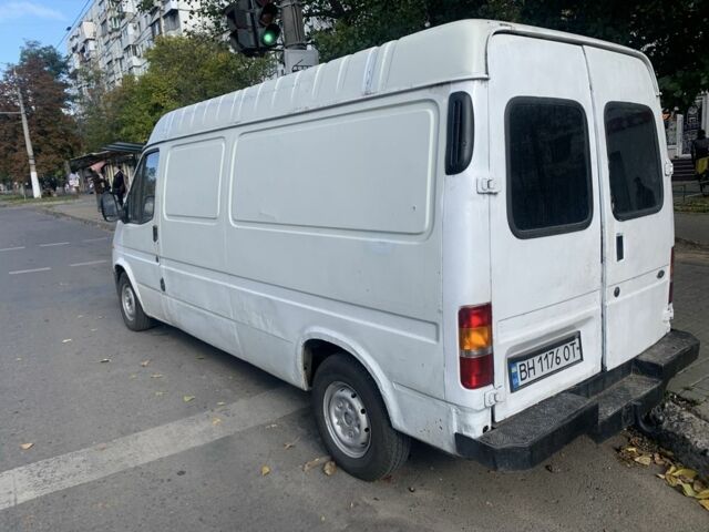 Белый Форд Транзит, объемом двигателя 2.5 л и пробегом 300 тыс. км за 2700 $, фото 2 на Automoto.ua