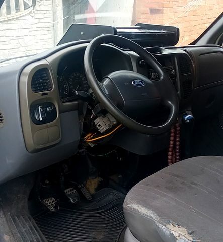 Білий Форд Транзит, об'ємом двигуна 24 л та пробігом 400 тис. км за 1500 $, фото 5 на Automoto.ua