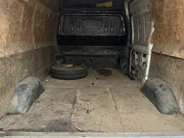 Белый Форд Транзит, объемом двигателя 2.4 л и пробегом 400 тыс. км за 3200 $, фото 6 на Automoto.ua