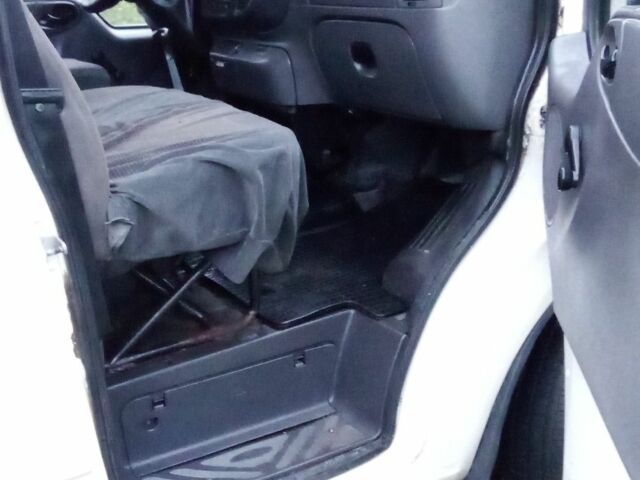 Белый Форд Транзит, объемом двигателя 2 л и пробегом 321 тыс. км за 2200 $, фото 6 на Automoto.ua