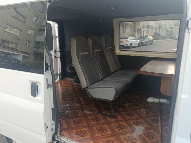 Белый Форд Транзит, объемом двигателя 2 л и пробегом 400 тыс. км за 4700 $, фото 6 на Automoto.ua