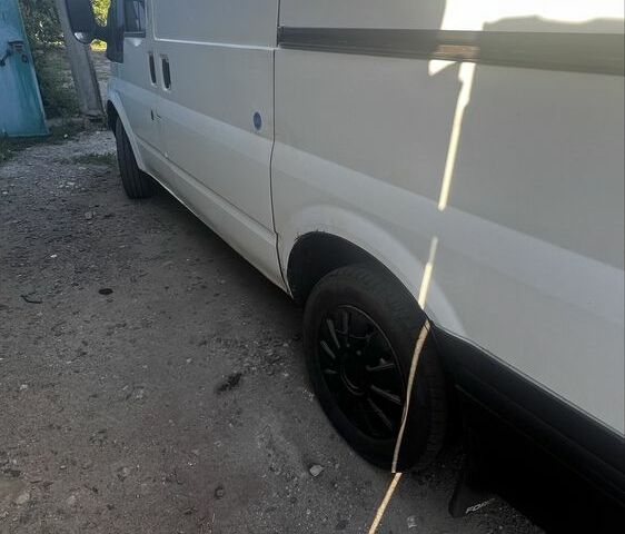 Белый Форд Транзит, объемом двигателя 2 л и пробегом 350 тыс. км за 3500 $, фото 6 на Automoto.ua