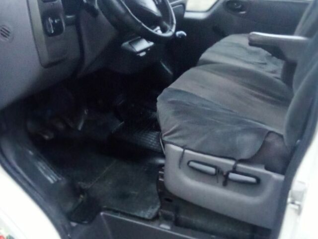 Белый Форд Транзит, объемом двигателя 2 л и пробегом 321 тыс. км за 2200 $, фото 3 на Automoto.ua