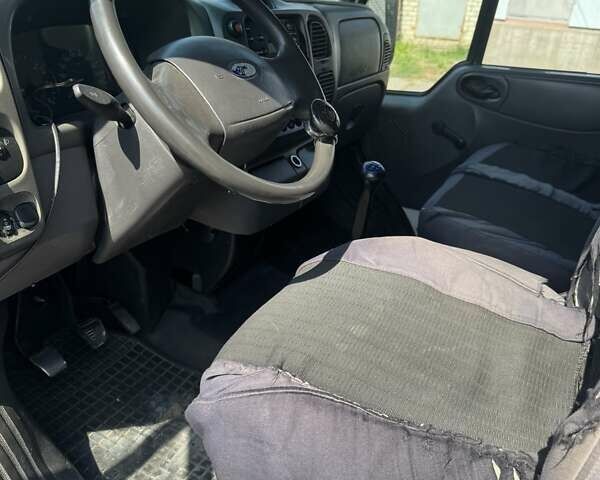 Білий Форд Транзит, об'ємом двигуна 2.4 л та пробігом 780 тис. км за 5400 $, фото 7 на Automoto.ua