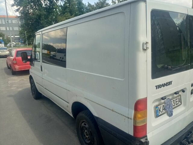 Форд Транзит 2001 в Киеве на Automoto.ua Белый Форд Транзит, объемом двигателя 2 л и пробегом 350 тыс. км за 5299 $, фото 5 на Automoto.ua