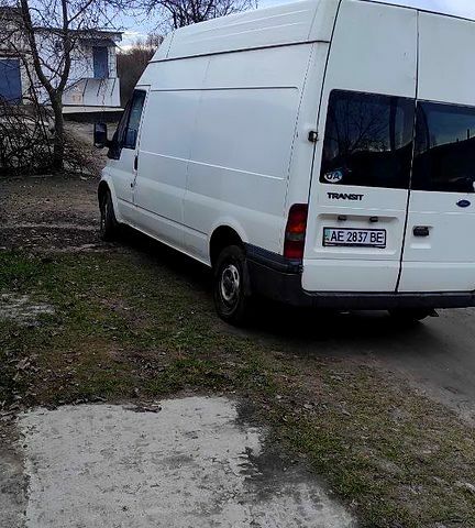 Белый Форд Транзит, объемом двигателя 20 л и пробегом 670 тыс. км за 4600 $, фото 5 на Automoto.ua