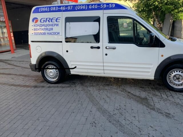 Белый Форд Транзит, объемом двигателя 1.8 л и пробегом 300 тыс. км за 3200 $, фото 2 на Automoto.ua