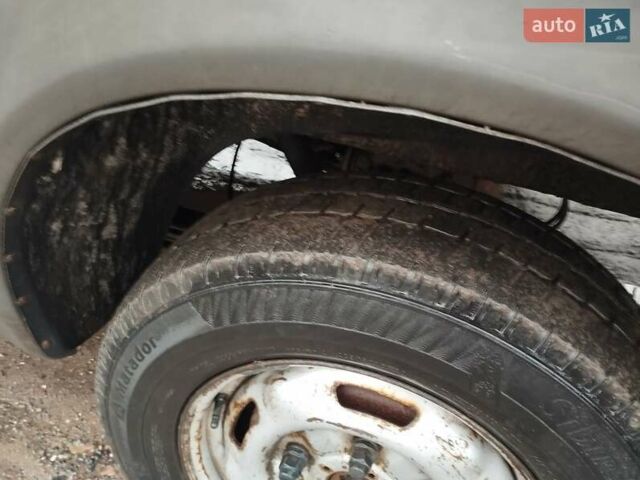 Белый Форд Транзит, объемом двигателя 2.4 л и пробегом 500 тыс. км за 5000 $, фото 10 на Automoto.ua