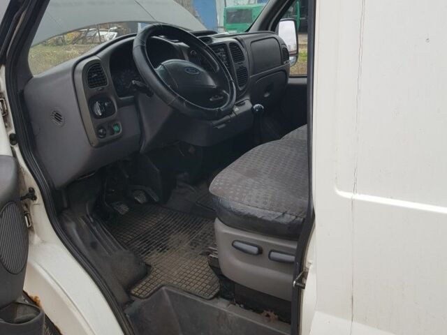 Білий Форд Транзит, об'ємом двигуна 2 л та пробігом 260 тис. км за 3101 $, фото 2 на Automoto.ua