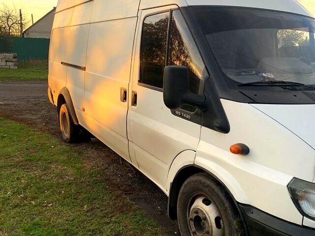 Белый Форд Транзит, объемом двигателя 2.4 л и пробегом 300 тыс. км за 6200 $, фото 1 на Automoto.ua