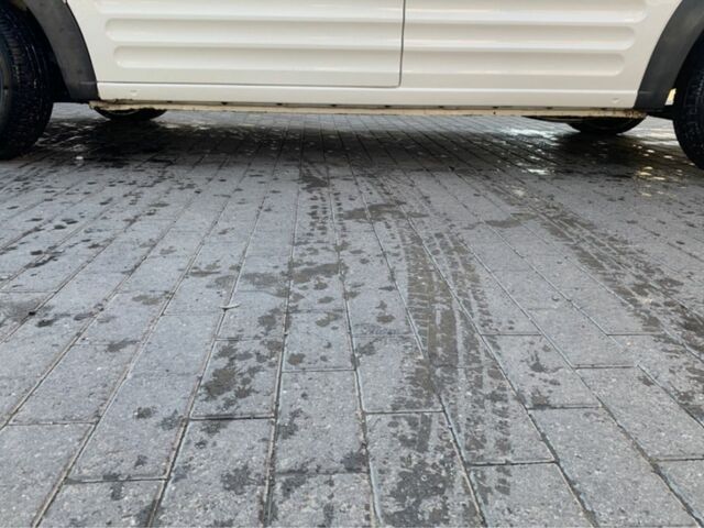 Белый Форд Транзит, объемом двигателя 1.8 л и пробегом 300 тыс. км за 3200 $, фото 4 на Automoto.ua