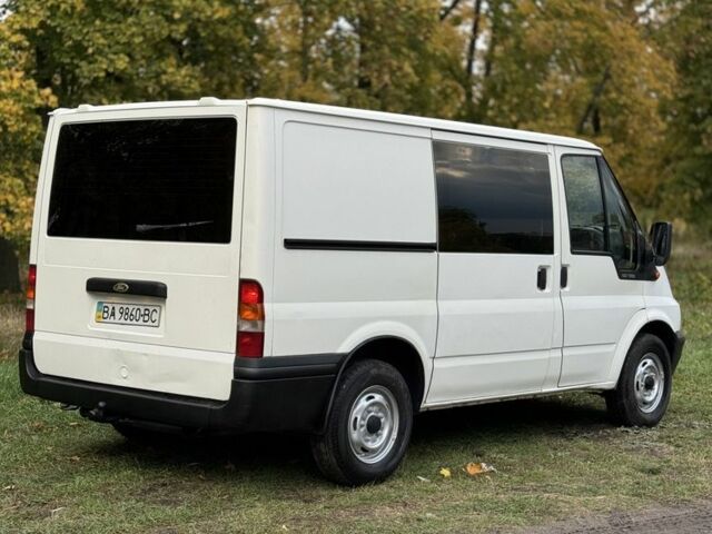Белый Форд Транзит, объемом двигателя 2 л и пробегом 450 тыс. км за 4900 $, фото 3 на Automoto.ua