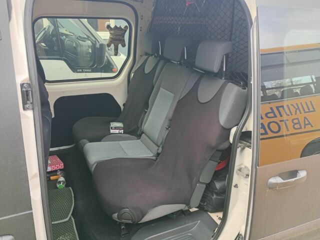 Білий Форд Транзит, об'ємом двигуна 1.8 л та пробігом 360 тис. км за 1900 $, фото 10 на Automoto.ua