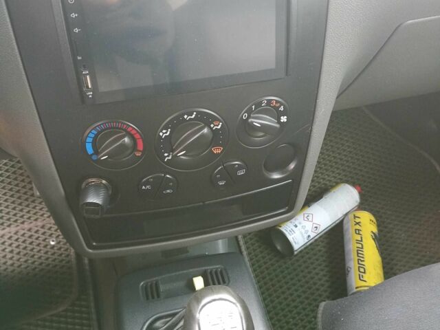 Білий Форд Транзит, об'ємом двигуна 1.8 л та пробігом 360 тис. км за 1900 $, фото 8 на Automoto.ua