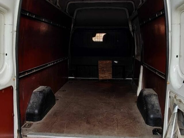 Белый Форд Транзит, объемом двигателя 2 л и пробегом 300 тыс. км за 3000 $, фото 6 на Automoto.ua