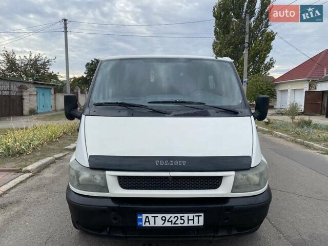Білий Форд Транзит, об'ємом двигуна 2 л та пробігом 450 тис. км за 4500 $, фото 1 на Automoto.ua