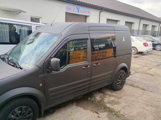 Білий Форд Транзит, об'ємом двигуна 1.8 л та пробігом 360 тис. км за 1900 $, фото 1 на Automoto.ua