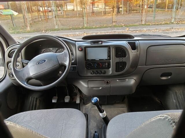 Белый Форд Транзит, объемом двигателя 2 л и пробегом 300 тыс. км за 3000 $, фото 2 на Automoto.ua