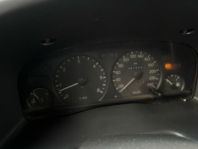 Белый Форд Транзит, объемом двигателя 2 л и пробегом 400 тыс. км за 2350 $, фото 11 на Automoto.ua