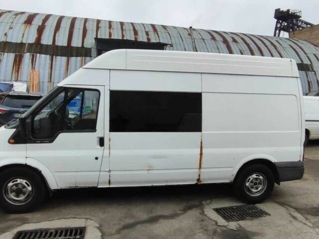 Белый Форд Транзит, объемом двигателя 2 л и пробегом 568 тыс. км за 3192 $, фото 2 на Automoto.ua