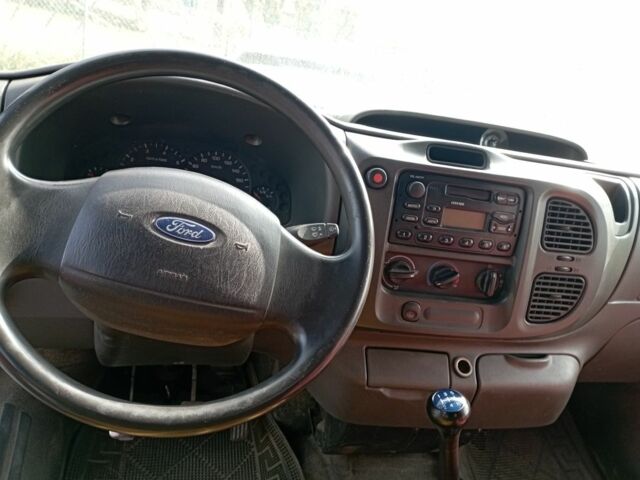 Белый Форд Транзит, объемом двигателя 2 л и пробегом 385 тыс. км за 1800 $, фото 4 на Automoto.ua