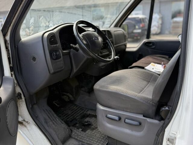 Белый Форд Транзит, объемом двигателя 2 л и пробегом 265 тыс. км за 5300 $, фото 7 на Automoto.ua