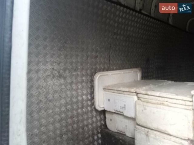 Белый Форд Транзит, объемом двигателя 2.5 л и пробегом 500 тыс. км за 5500 $, фото 23 на Automoto.ua