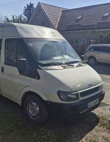 Белый Форд Транзит, объемом двигателя 2 л и пробегом 300 тыс. км за 3300 $, фото 1 на Automoto.ua