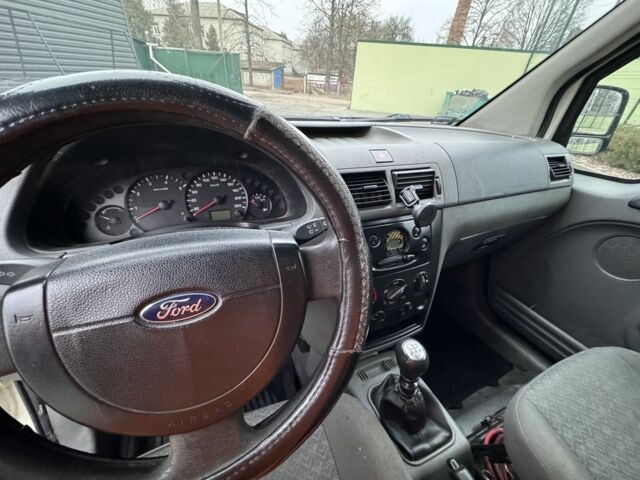 Белый Форд Транзит, объемом двигателя 1.8 л и пробегом 250 тыс. км за 3400 $, фото 6 на Automoto.ua