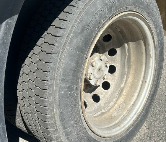 Белый Форд Транзит, объемом двигателя 2.4 л и пробегом 600 тыс. км за 6499 $, фото 2 на Automoto.ua