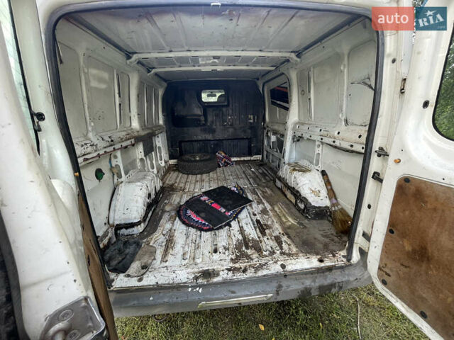 Белый Форд Транзит, объемом двигателя 2 л и пробегом 357 тыс. км за 3200 $, фото 10 на Automoto.ua