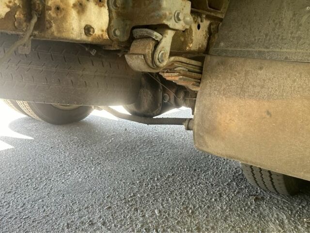 Белый Форд Транзит, объемом двигателя 2.4 л и пробегом 600 тыс. км за 6499 $, фото 6 на Automoto.ua