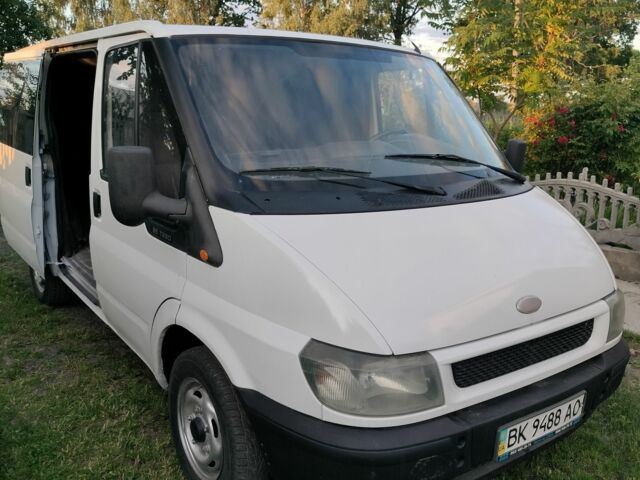 Белый Форд Транзит, объемом двигателя 2 л и пробегом 450 тыс. км за 4300 $, фото 2 на Automoto.ua