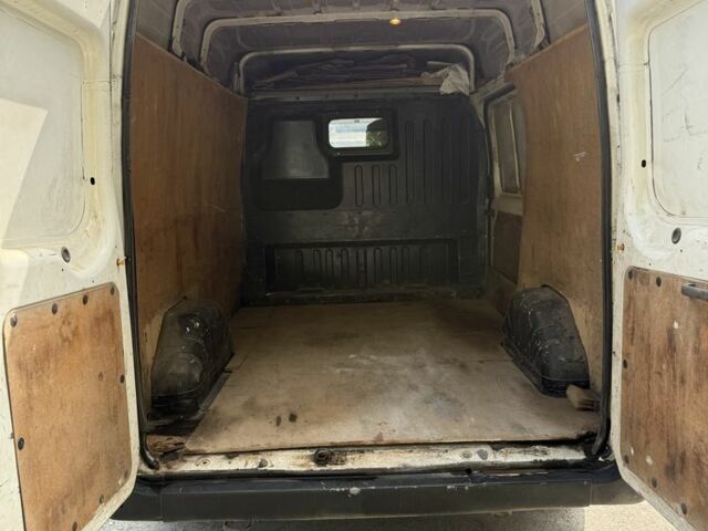 Белый Форд Транзит, объемом двигателя 2 л и пробегом 265 тыс. км за 5300 $, фото 5 на Automoto.ua