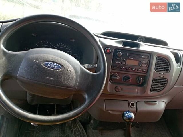 Белый Форд Транзит, объемом двигателя 2 л и пробегом 370 тыс. км за 2200 $, фото 5 на Automoto.ua