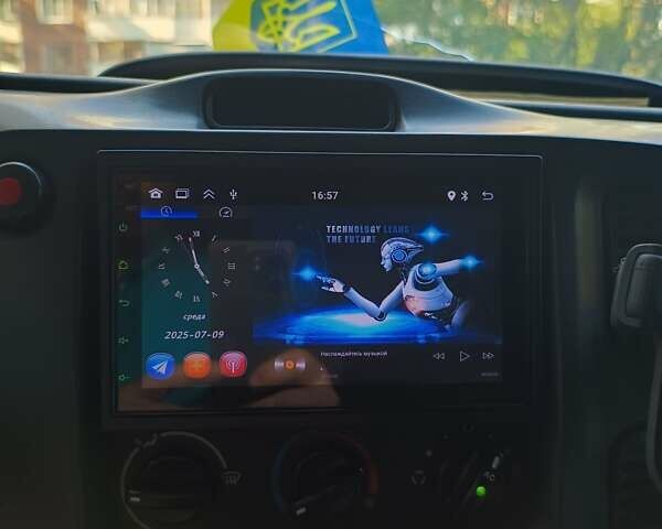 Белый Форд Транзит, объемом двигателя 2.4 л и пробегом 385 тыс. км за 7500 $, фото 10 на Automoto.ua