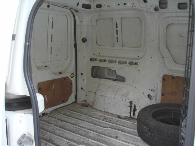 Білий Форд Транзит, об'ємом двигуна 1.8 л та пробігом 320 тис. км за 3500 $, фото 7 на Automoto.ua