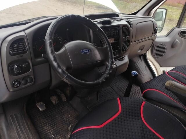 Белый Форд Транзит, объемом двигателя 2 л и пробегом 280 тыс. км за 3200 $, фото 5 на Automoto.ua