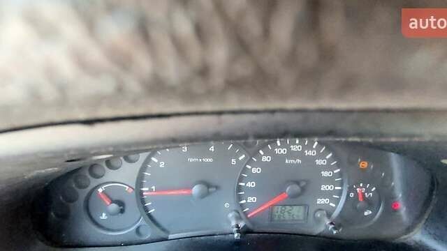 Белый Форд Транзит, объемом двигателя 1.75 л и пробегом 285 тыс. км за 4200 $, фото 8 на Automoto.ua