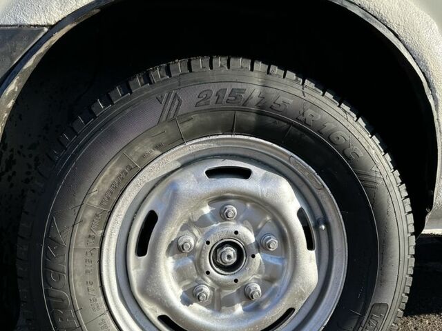 Белый Форд Транзит, объемом двигателя 2 л и пробегом 500 тыс. км за 3650 $, фото 6 на Automoto.ua