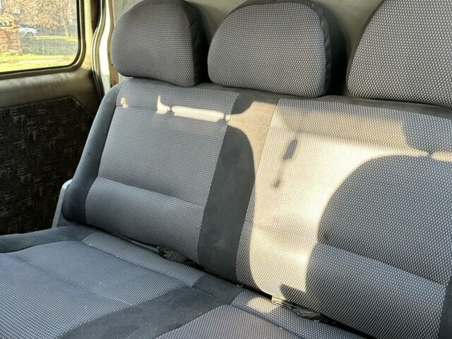 Белый Форд Транзит, объемом двигателя 2 л и пробегом 500 тыс. км за 3650 $, фото 10 на Automoto.ua