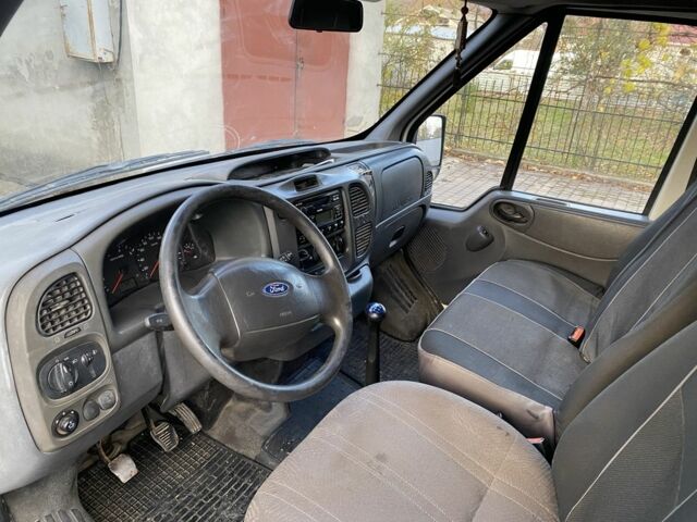 Белый Форд Транзит, объемом двигателя 2 л и пробегом 300 тыс. км за 5500 $, фото 5 на Automoto.ua