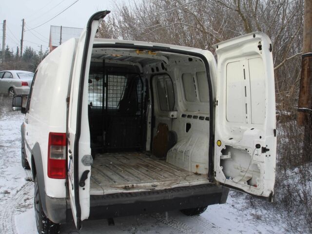 Білий Форд Транзит, об'ємом двигуна 1.8 л та пробігом 320 тис. км за 3500 $, фото 9 на Automoto.ua