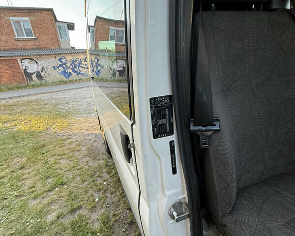 Белый Форд Транзит, объемом двигателя 2 л и пробегом 396 тыс. км за 6000 $, фото 21 на Automoto.ua