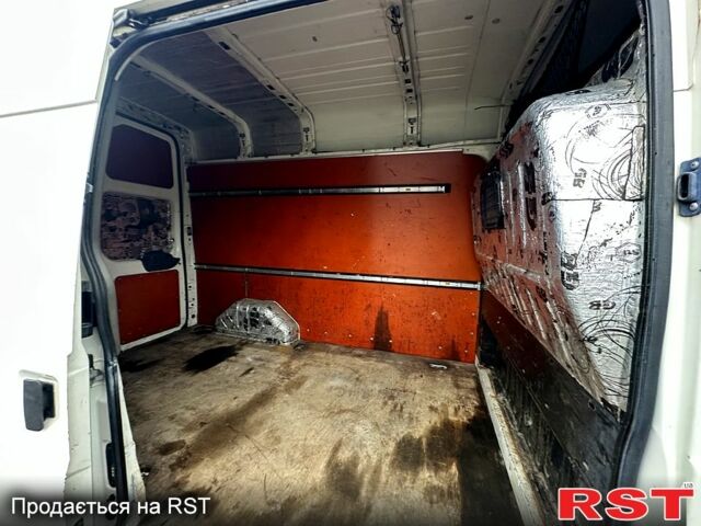 Білий Форд Транзит, об'ємом двигуна 2 л та пробігом 500 тис. км за 3899 $, фото 12 на Automoto.ua