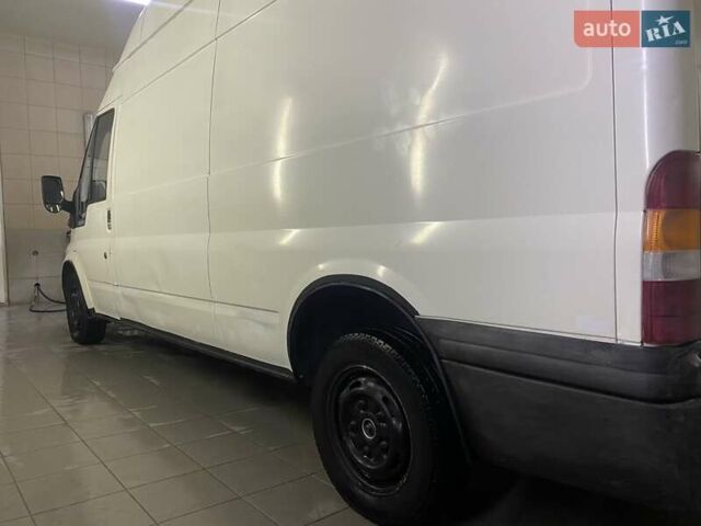 Белый Форд Транзит, объемом двигателя 2 л и пробегом 270 тыс. км за 5555 $, фото 15 на Automoto.ua