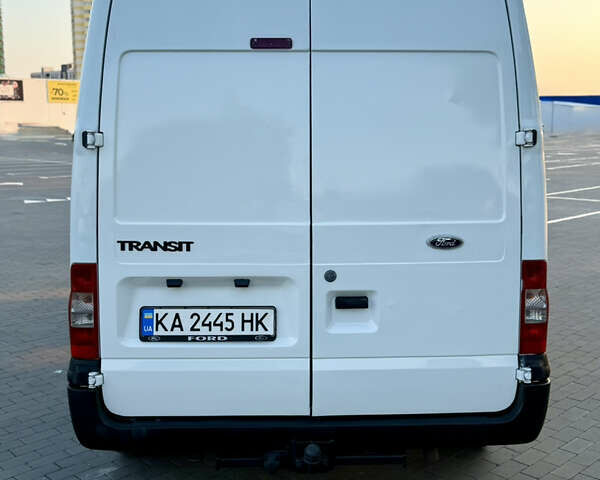 Белый Форд Транзит, объемом двигателя 2.4 л и пробегом 370 тыс. км за 7900 $, фото 4 на Automoto.ua